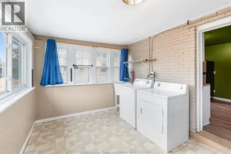 1441 Riverside Drive East Windsor ON N9A 2T9