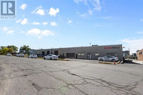 2250 Gladwin Crescent Ottawa ON K1G 3V4