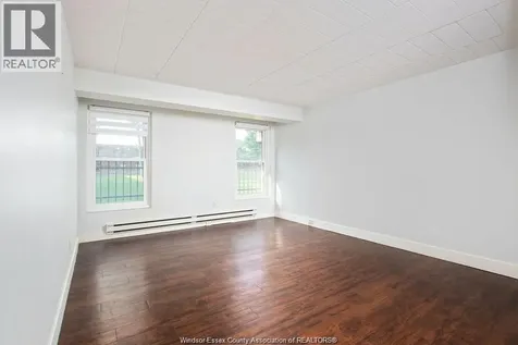 6227 Thornberry Windsor ON N8T 3A5
