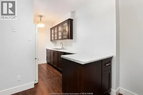 6227 Thornberry Windsor ON N8T 3A5