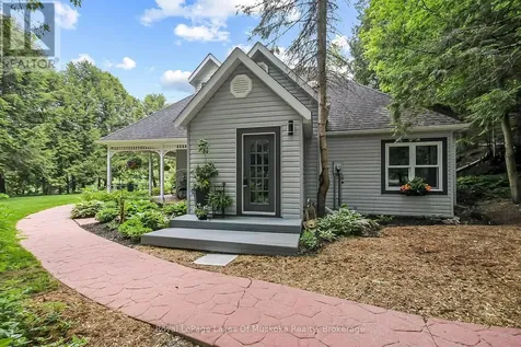 103 Southbank Drive Bracebridge ON P1L 1G3