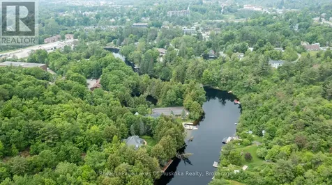 103 Southbank Drive Bracebridge ON P1L 1G3