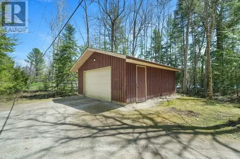 11 Birch Lane Mcdougall ON P2A 2W7