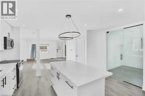 68 York Road Dundas ON L9H 1L7