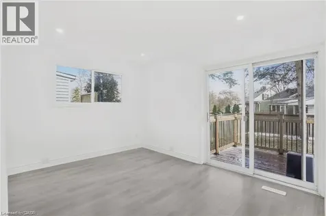 68 York Road Dundas ON L9H 1L7