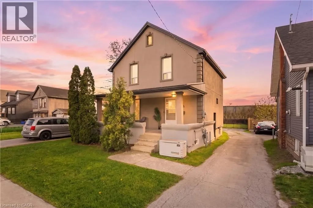 204 Beach Boulevard Hamilton ON L8H 6V9