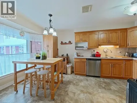 259 Scott Street St. Catharines ON L2N 1H9