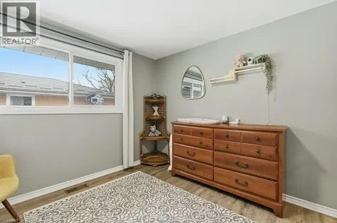 638 Glen Forrest Boulevard Waterloo ON N2L 4K2