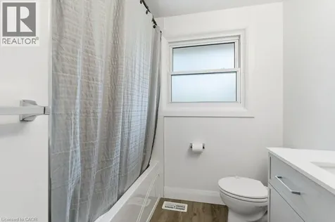 638 Glen Forrest Boulevard Waterloo ON N2L 4K2