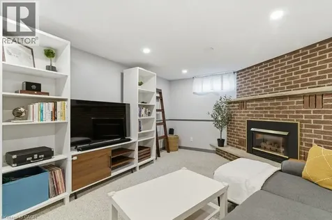 638 Glen Forrest Boulevard Waterloo ON N2L 4K2