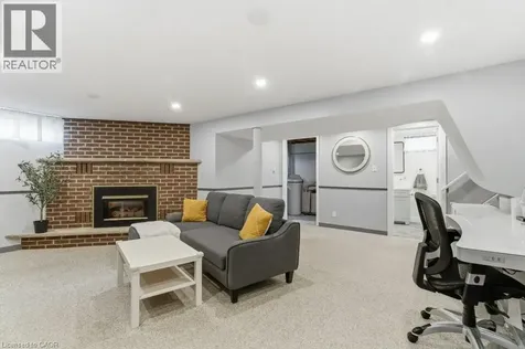 638 Glen Forrest Boulevard Waterloo ON N2L 4K2
