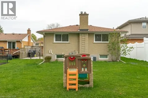 638 Glen Forrest Boulevard Waterloo ON N2L 4K2