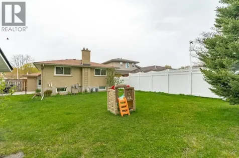 638 Glen Forrest Boulevard Waterloo ON N2L 4K2