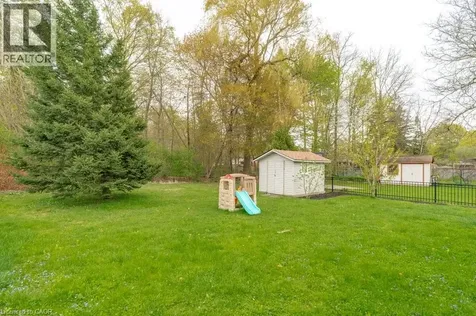 638 Glen Forrest Boulevard Waterloo ON N2L 4K2