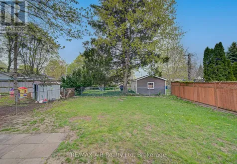34 Somerset Street Stratford ON N5A 6K1