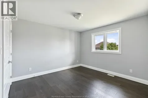 7370 Garnet Crescent Mcgregor ON N0R 1J0