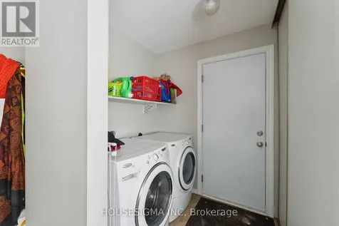 1278 Gregory Court Ottawa ON K1J 9B2
