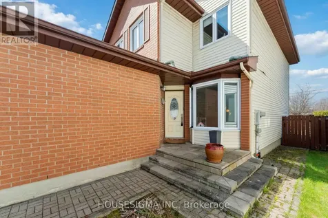 1278 Gregory Court Ottawa ON K1J 9B2