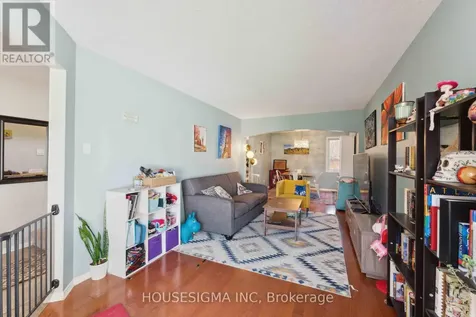 1278 Gregory Court Ottawa ON K1J 9B2