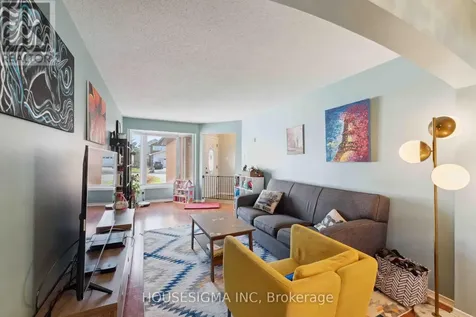 1278 Gregory Court Ottawa ON K1J 9B2
