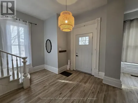 11 Maple Street West Aylmer ON N5H 1B8