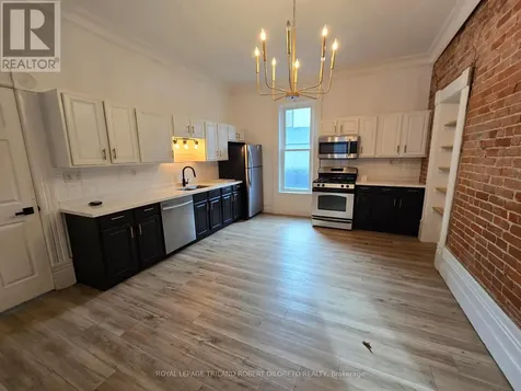 11 Maple Street West Aylmer ON N5H 1B8