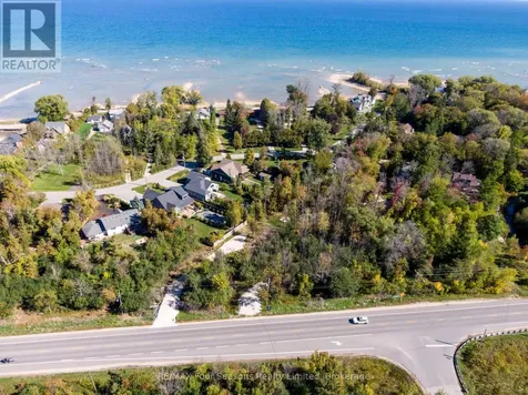 9746 Beachwood Road Collingwood ON L9Y 0X2