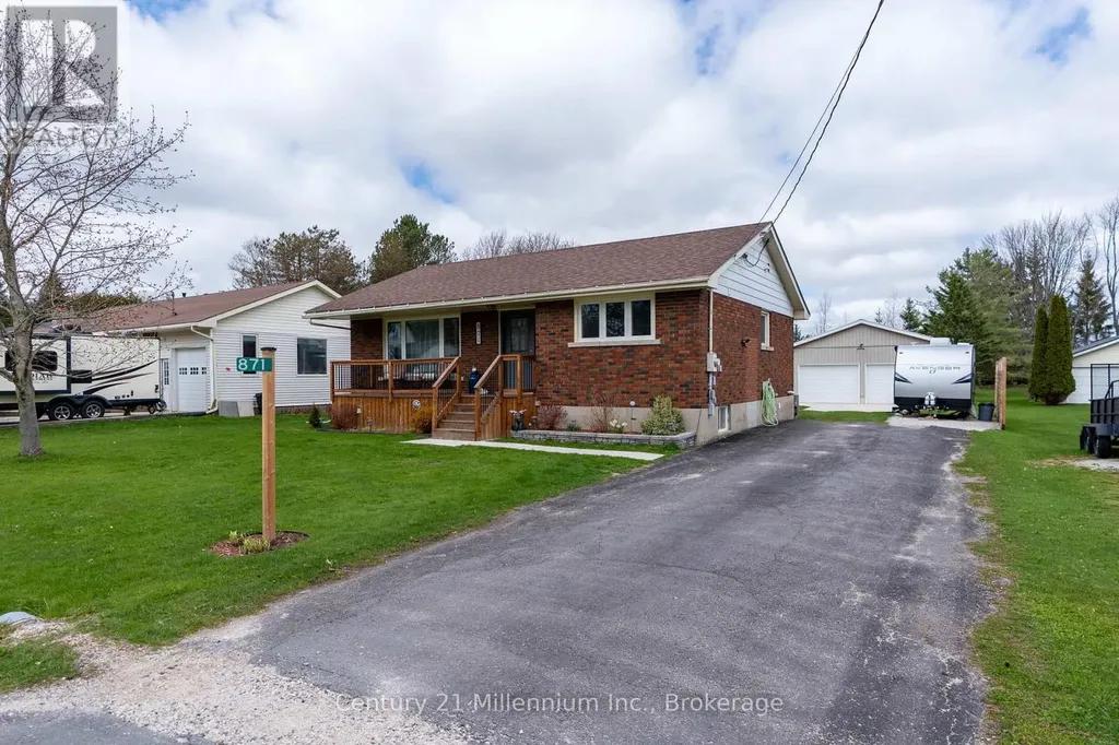871 16th Street West Georgian Bluffs ON N4K 6V5