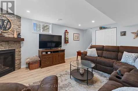 871 16th Street West Georgian Bluffs ON N4K 6V5