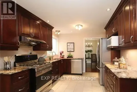1326 Fontenay Crescent Ottawa ON K1V 7K8