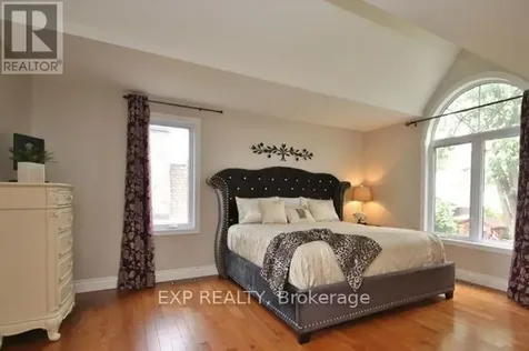 1326 Fontenay Crescent Ottawa ON K1V 7K8