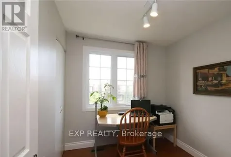 1326 Fontenay Crescent Ottawa ON K1V 7K8