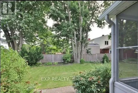 1326 Fontenay Crescent Ottawa ON K1V 7K8