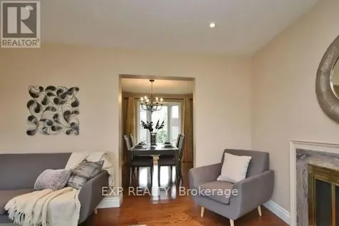 1326 Fontenay Crescent Ottawa ON K1V 7K8