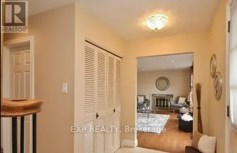 1326 Fontenay Crescent Ottawa ON K1V 7K8