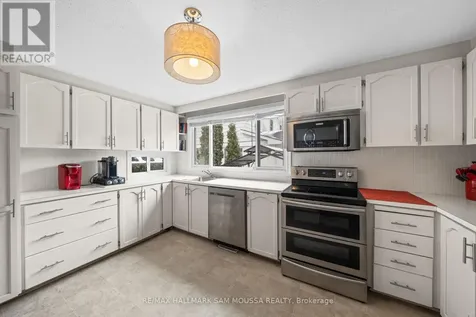 46 Seymour Avenue Ottawa ON K2E 6P2