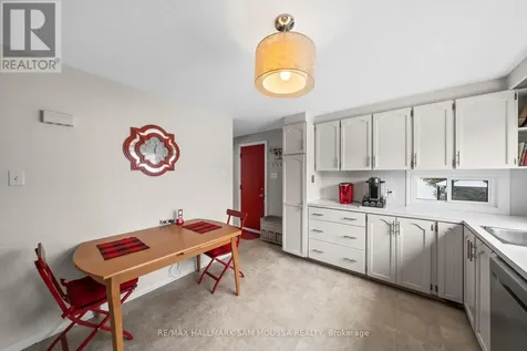 46 Seymour Avenue Ottawa ON K2E 6P2