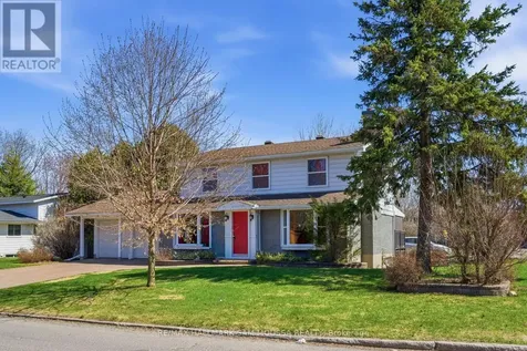 46 Seymour Avenue Ottawa ON K2E 6P2