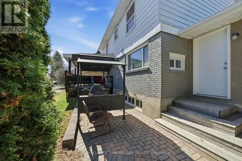 46 Seymour Avenue Ottawa ON K2E 6P2
