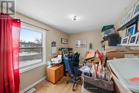 46 Seymour Avenue Ottawa ON K2E 6P2