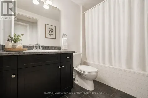 950 Marguerite Avenue Ottawa ON K1K 3T8