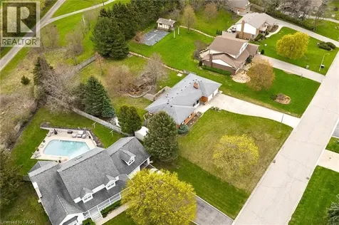 28 Strauss Court St. Agatha ON N0B 2L0