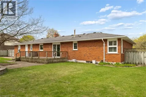 28 Strauss Court St. Agatha ON N0B 2L0