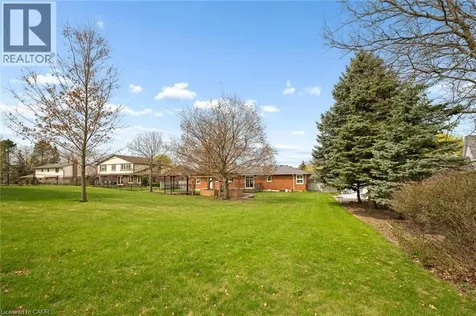 28 Strauss Court St. Agatha ON N0B 2L0