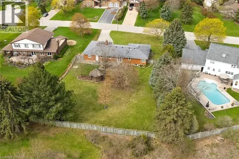 28 Strauss Court St. Agatha ON N0B 2L0