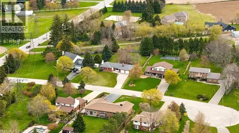 28 Strauss Court St. Agatha ON N0B 2L0