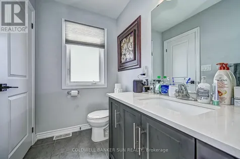 314 Equestrian Way Cambridge ON N3E 0E4
