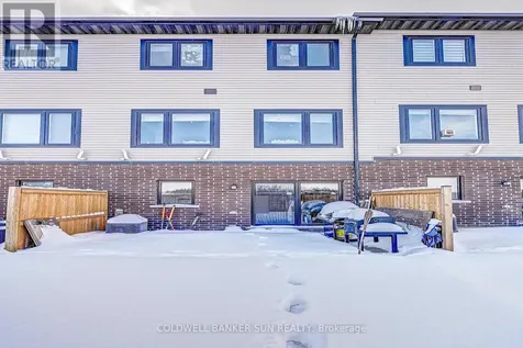314 Equestrian Way Cambridge ON N3E 0E4