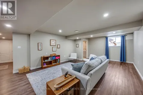 16 Snell Court Port Hope ON L1A 0A6