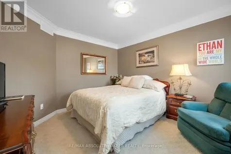 51 Borealis Crescent Ottawa ON K1K 4T5